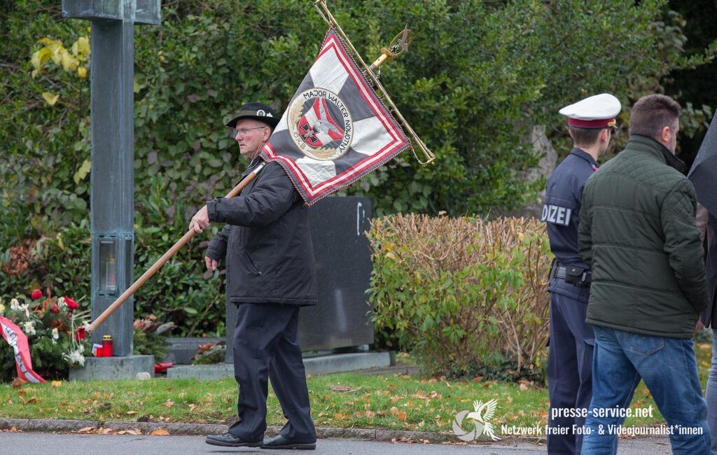 Wien: Gedenken an NS-Piloten Walter Nowotny (12.11.2017)
